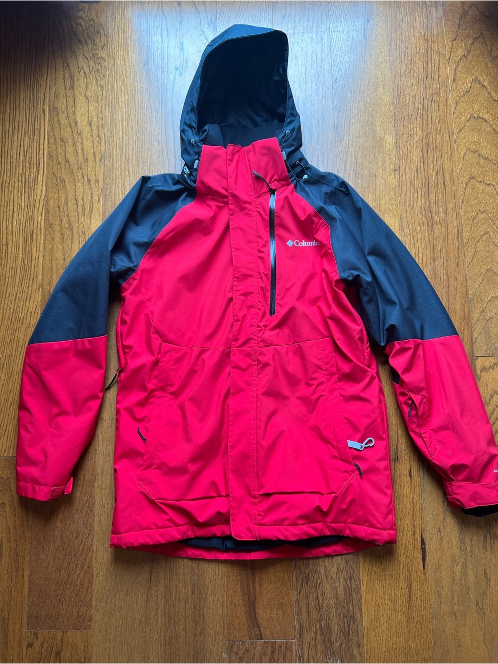 Insulated Columbia Red and Black Men's Ski Jacket with Hooded Shell